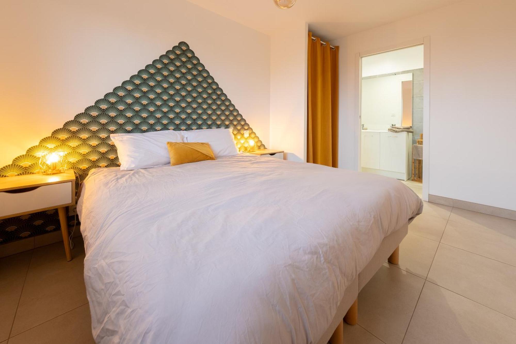 Appart Hotel La Gacilly-Centre Ville-Spa-Parking Екстер'єр фото